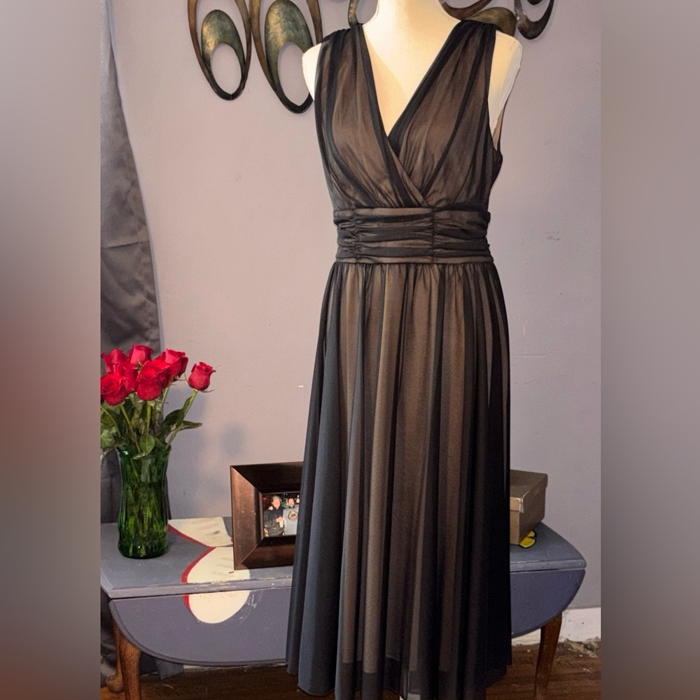Connected Apparel Black V-Neck Midi Dress